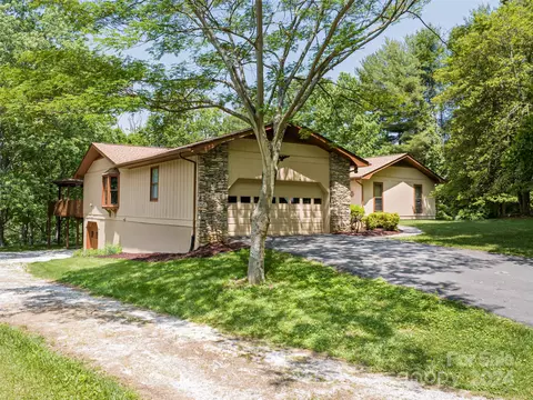 172 Weston Rd, Arden, NC 28704
