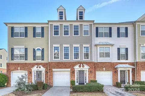 5509 Werburgh St, Charlotte, NC 28209