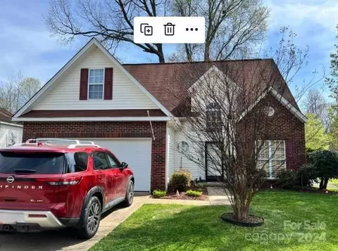 100 Old Willow Rd, Mooresville, NC 28115