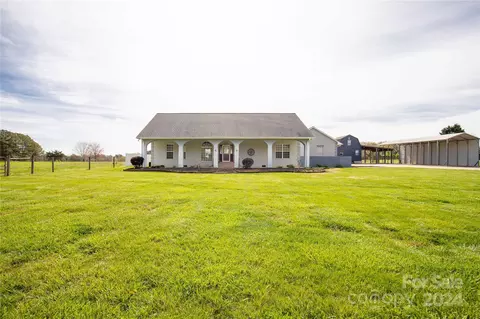 1672 Stony Fork Rd, York, SC 29745