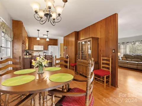 Dining - 2599 Thickety Rd, Clyde, NC 28721 photo 1 of 2