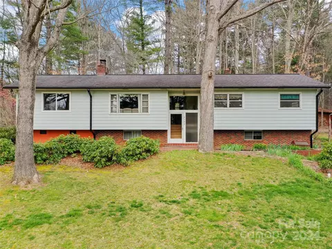 Exterior - 2599 Thickety Rd, Clyde, NC 28721 photo 2 of 10