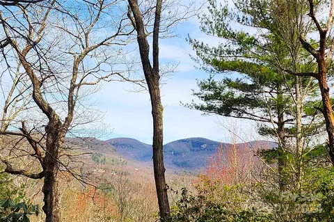 24 Lakeside Drive #24, Lake Toxaway, NC 28747