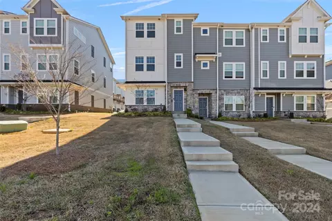 2018 Tears Ln, Charlotte, NC 28217
