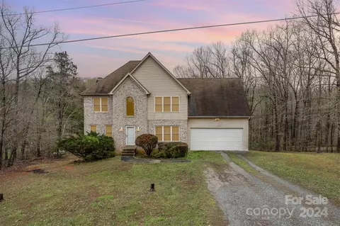 8864 Brandon Cir, Concord, NC 28025