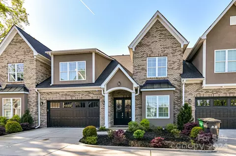10525 Barolo Ct, Charlotte, NC 28277