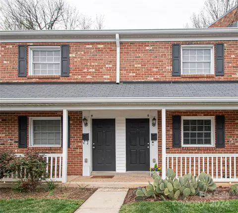 1217 Green Oaks Ln, Charlotte, NC 28205