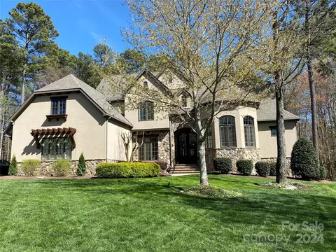 2119 Garden View Ln, Weddington, NC 28104