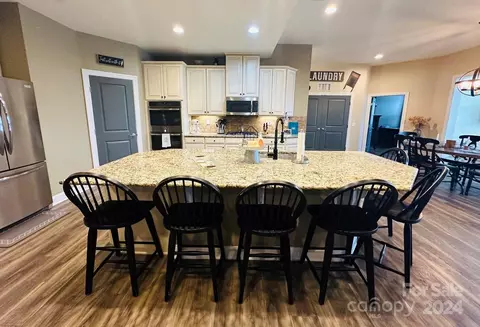 Kitchen - 3110 Keady Mill Loop, Kannapolis, NC 28081 photo 4 of 4