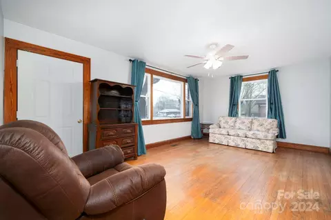 Bedroom - 1503 County Home Rd, Conover, NC 28613 photo 1 of 4