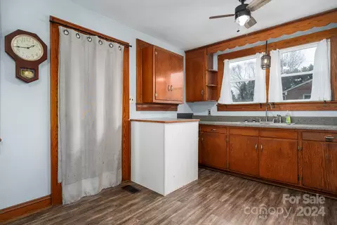 Kitchen - 1503 County Home Rd, Conover, NC 28613 photo 2 of 3