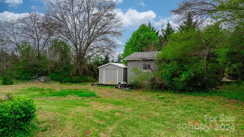 Exterior - 1503 County Home Rd, Conover, NC 28613 photo 12 of 12