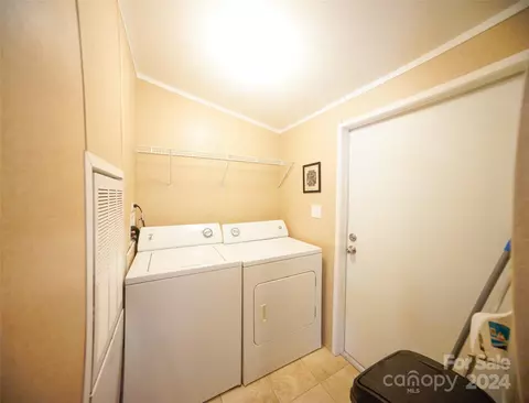 151 Peppertree Rd, Harmony, NC 28634 photo 8