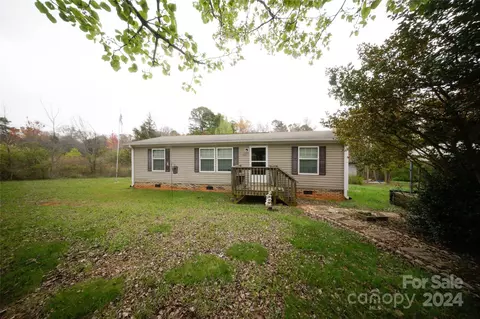 151 Peppertree Rd, Harmony, NC 28634