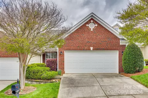 3257 Sapphire Ln, Fort Mill, SC 29708