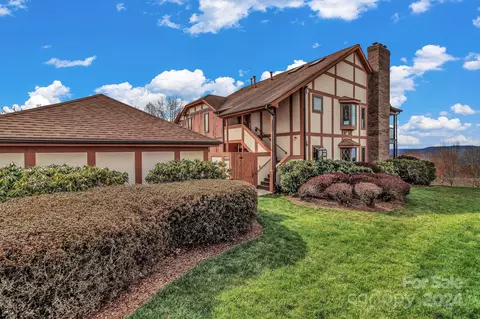 1604 Fleetwood Plz, Laurel Park, NC 28739