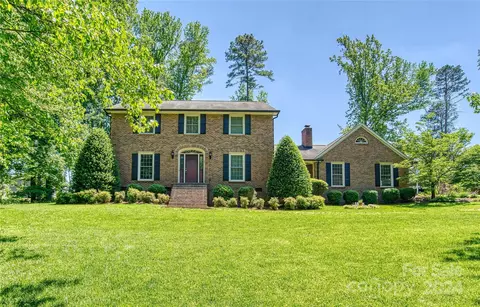 302 Belwood Dr, Belmont, NC 28012