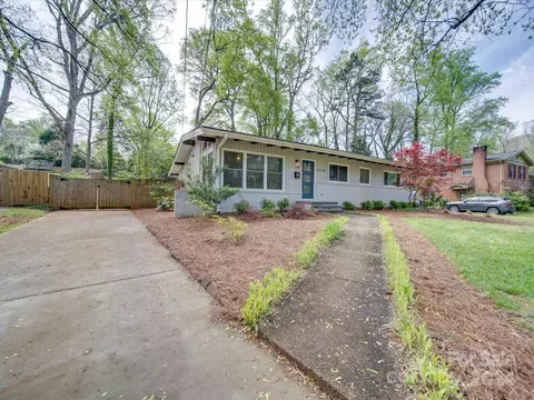 2126 Shadyview Dr, Charlotte, NC 28210