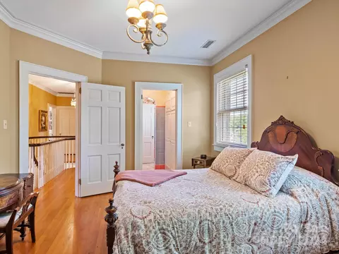 Bedroom - 8 7th Ne Ave NE, Hickory, NC 28601 photo 5 of 7
