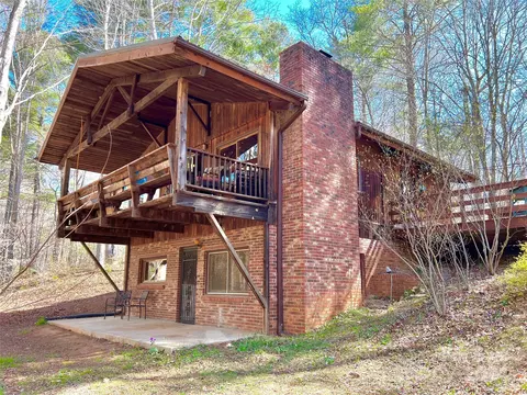 110 Pristine Ln, Weaverville, NC 28787