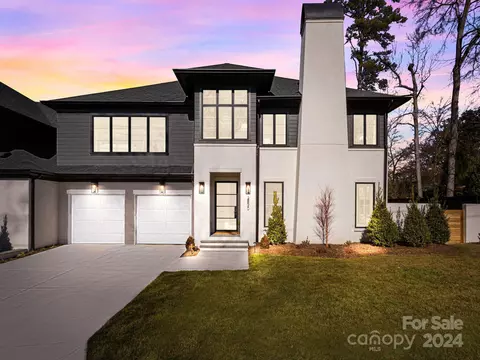 2820 Westfield Rd, Charlotte, NC 28209