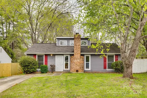 3700 Ashley Hall Dr, Charlotte, NC 28227
