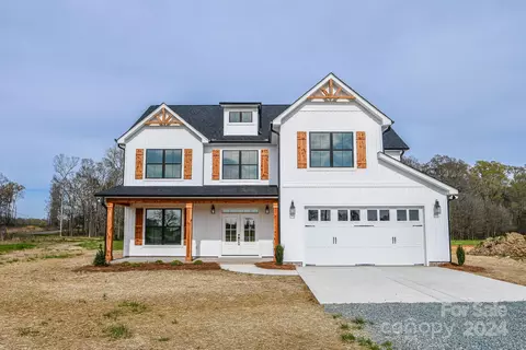 2626 Old Camden Rd, Monroe, NC 28110