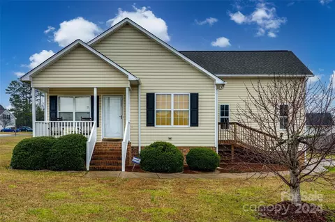 5252 Halverson Ct, Kannapolis, NC 28083