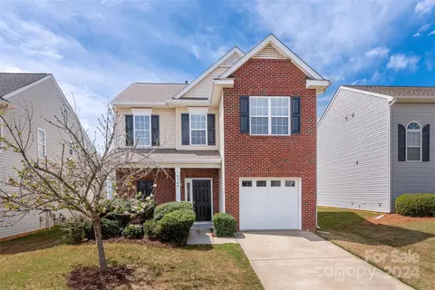 9349 Longstone Ln, Charlotte, NC 28277