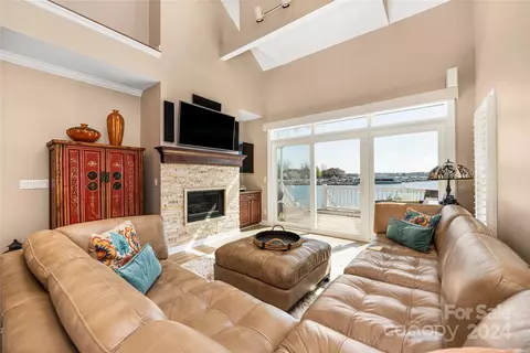 Living - 18716 Nautical Dr, Cornelius, NC 28031 photo 2 of 8