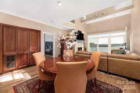 Dining - 18716 Nautical Dr, Cornelius, NC 28031 photo 2 of 2
