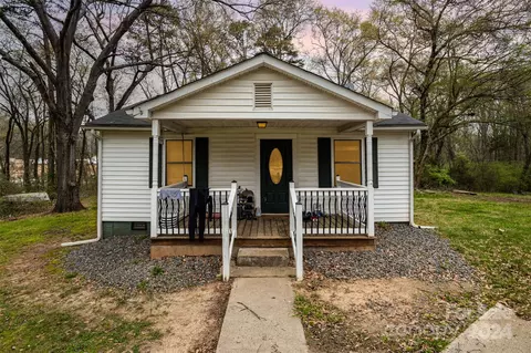 608 W Central Ave, Mount Holly, NC 28120