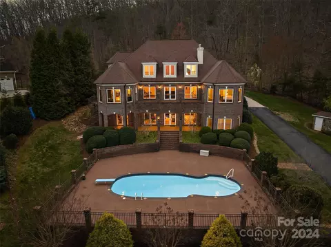 Exterior - 6206 Dwayne Starnes Dr, Hickory, NC 28602 photo 8 of 8