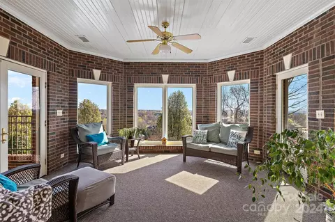 Living - 6206 Dwayne Starnes Dr, Hickory, NC 28602 photo 3 of 5