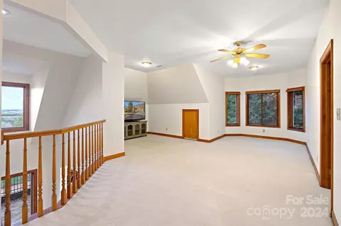 Bedroom - 6206 Dwayne Starnes Dr, Hickory, NC 28602 photo 3 of 5