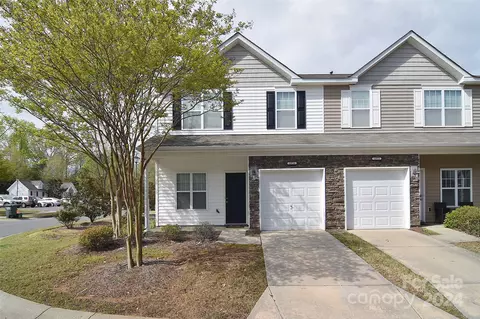 13776 Singleleaf Ln, Charlotte, NC 28278