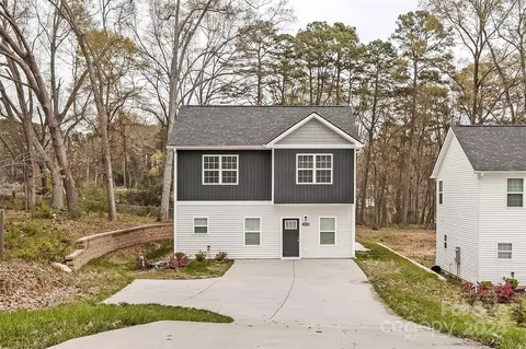 1018 East Dr, Gastonia, NC 28052