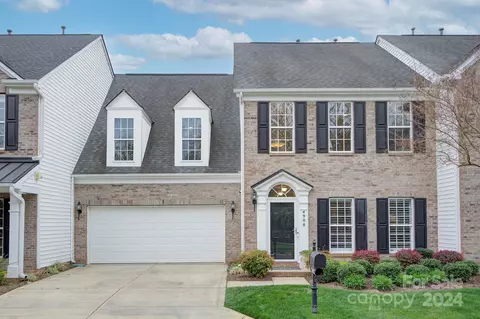 4908 Lebaron St, Charlotte, NC 28270