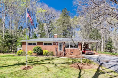 1041 Magnolia Dr, Rock Hill, SC 29730