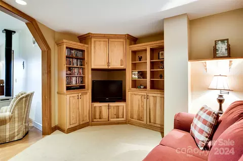 Living - 1101 Fairview Rd, Sylva, NC 28779 photo 9 of 9