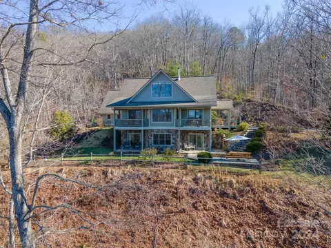 View/Area - 1101 Fairview Rd, Sylva, NC 28779 photo 1 of 3