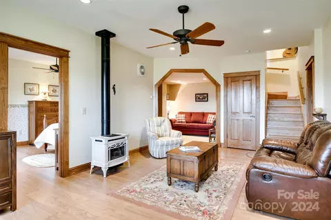 Living - 1101 Fairview Rd, Sylva, NC 28779 photo 7 of 9