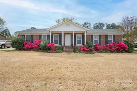 1850 Huntington Pl, Rock Hill, SC 29732