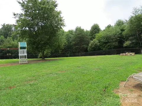 Exterior - 173 Cedarvale Dr, Harmony, NC 28634 photo 2 of 7