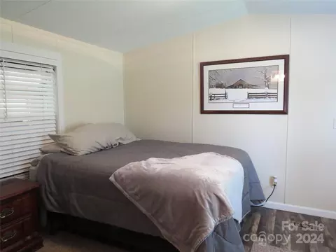 Bedroom - 173 Cedarvale Dr, Harmony, NC 28634 photo 2 of 6