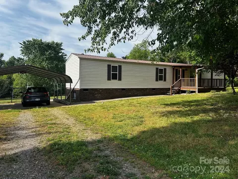 Exterior - 173 Cedarvale Dr, Harmony, NC 28634 photo 7 of 7