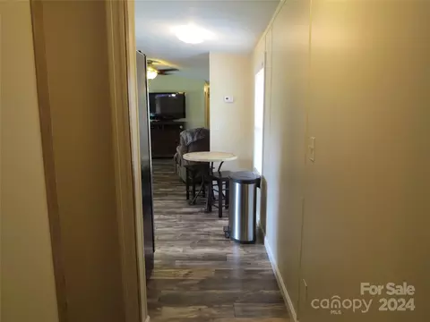 Entry Way - 173 Cedarvale Dr, Harmony, NC 28634 photo 1 of 1