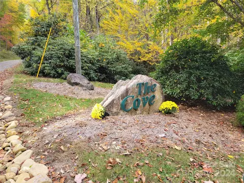 00 Covecrest 10 Ln #10, Maggie Valley, NC 28751