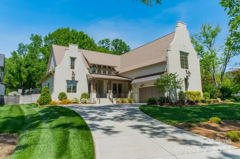 1119 Rosewood Cir, Charlotte, NC 28211