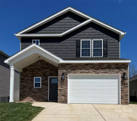 2546 Snow Creek Ne 10 Rd NE #10, Hickory, NC 28601